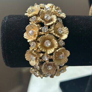 Tasha Gold Floral‎ Bracelet with Rhinestones